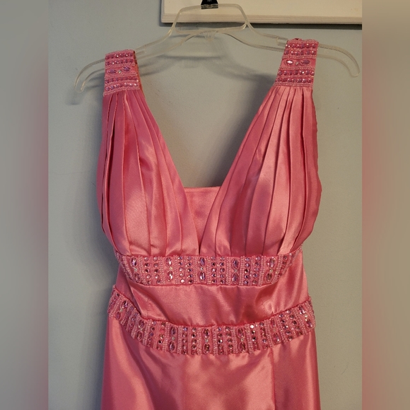 Jovani pink evening gown, size 8 - Picture 4 of 8